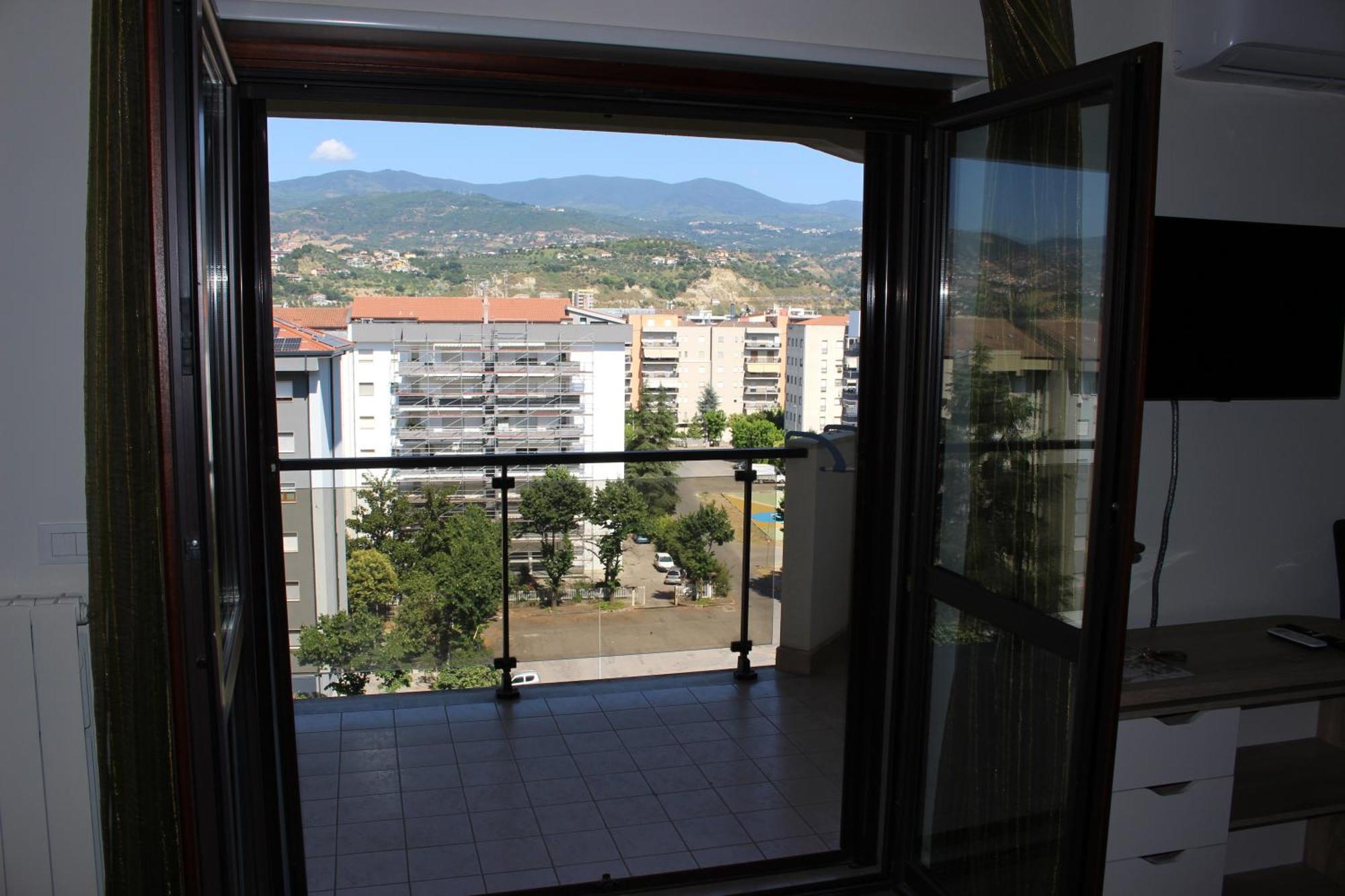 La Casa Di Giusy Bed & Breakfast Cosenza Bagian luar foto