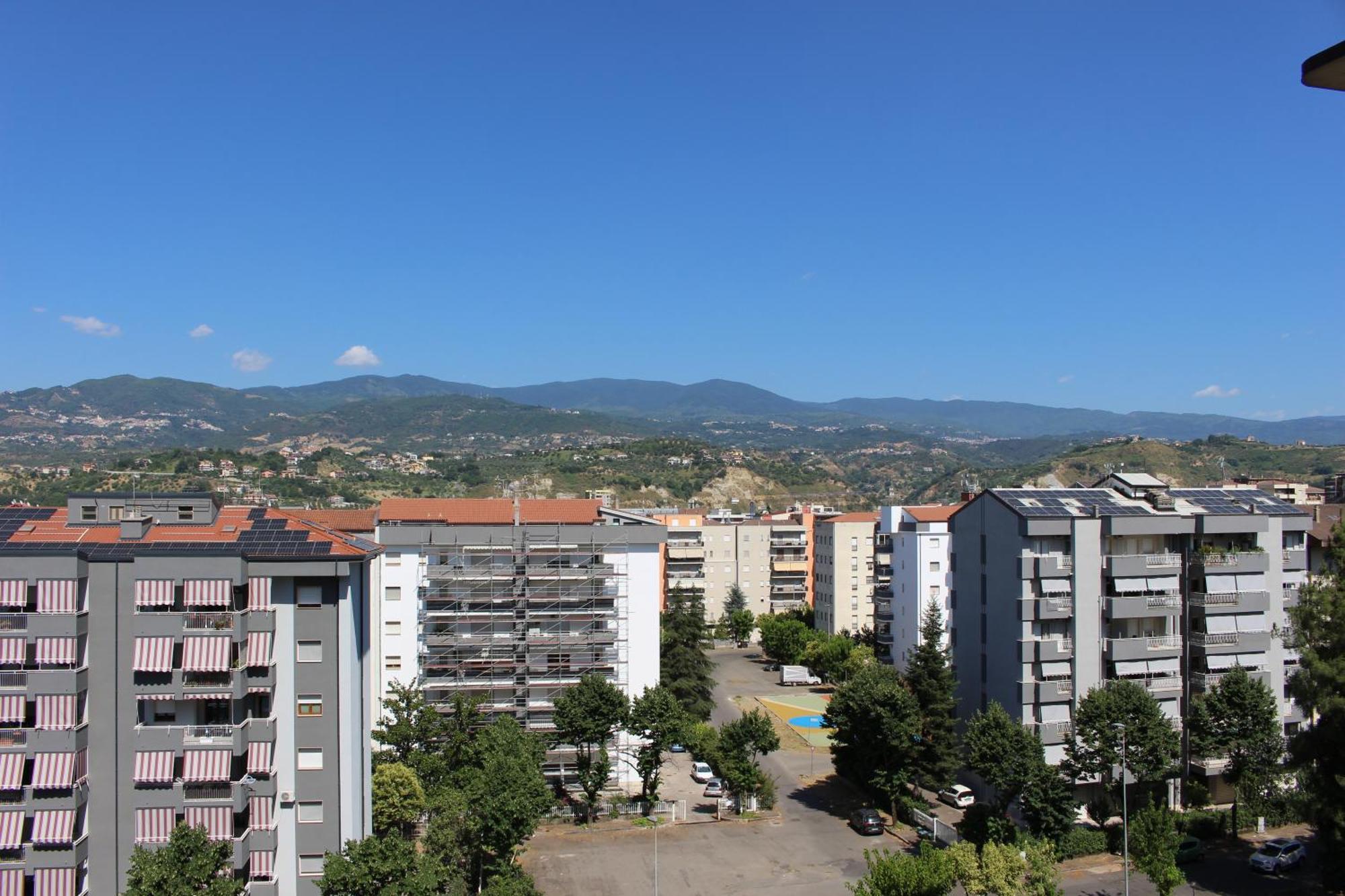 La Casa Di Giusy Bed & Breakfast Cosenza Bagian luar foto