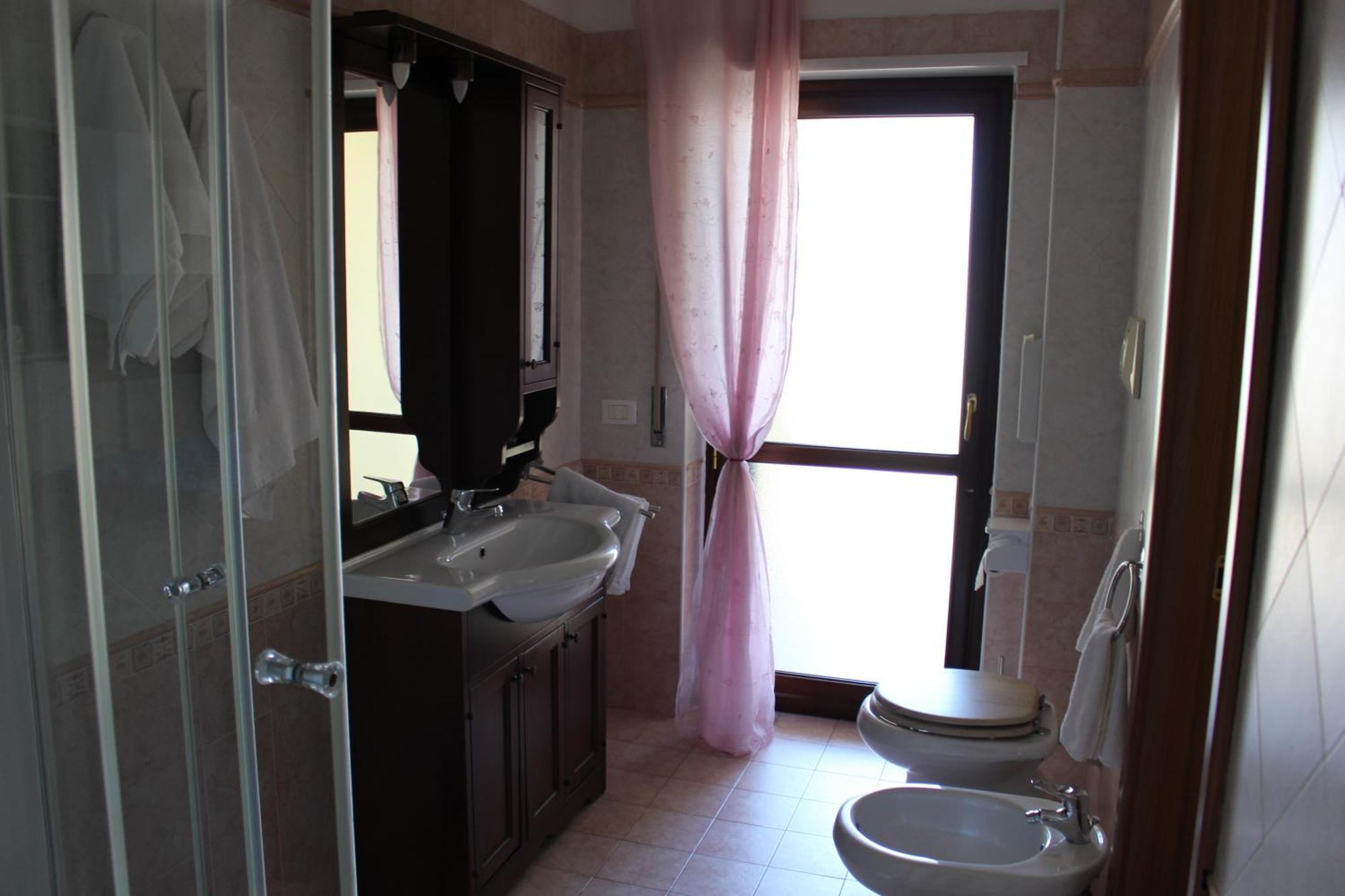 La Casa Di Giusy Bed & Breakfast Cosenza Bagian luar foto